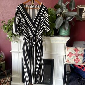 H&M Black&White Striped Belted Dress w/ Pockets